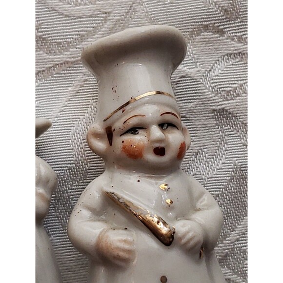 Vintage Dutch Boy Girl Salt And Pepper Shaker Set Japan 2.5" Chef - Picture 6 of 16